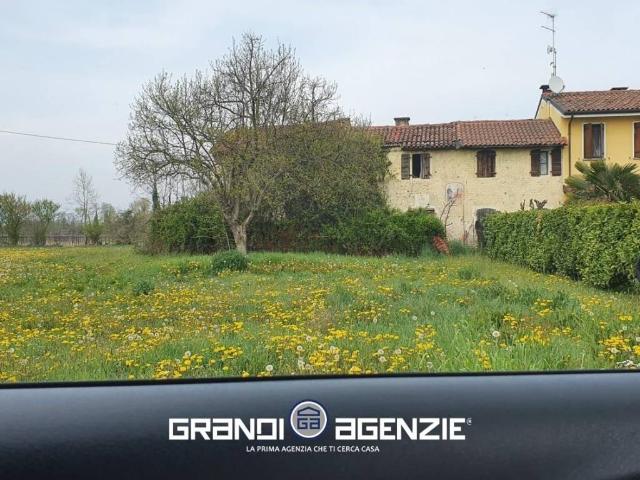 Rustico in vendita a Maserada Sul Piave, Veneto