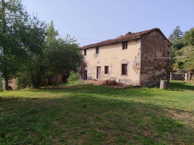 Rustico in vendita a Massa e Cozzile, Massa E Cozzile