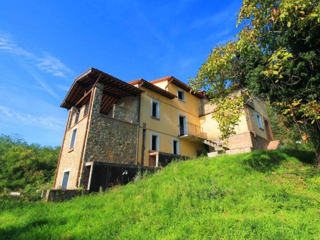 Rustico in vendita a Massa e Cozzile, Massa E Cozzile