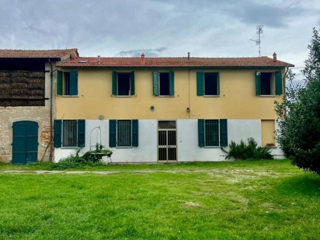 Rustico in vendita a Unione dei comuni della Bassa Romagna, Massa Lombarda