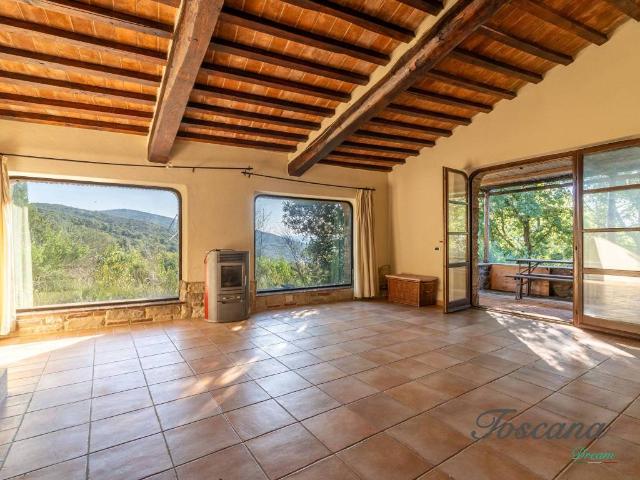 Rustico in vendita a Massa Marittima, Toscana