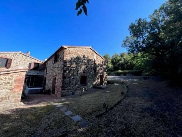 Rustico in vendita a Massa Marittima, Toscana