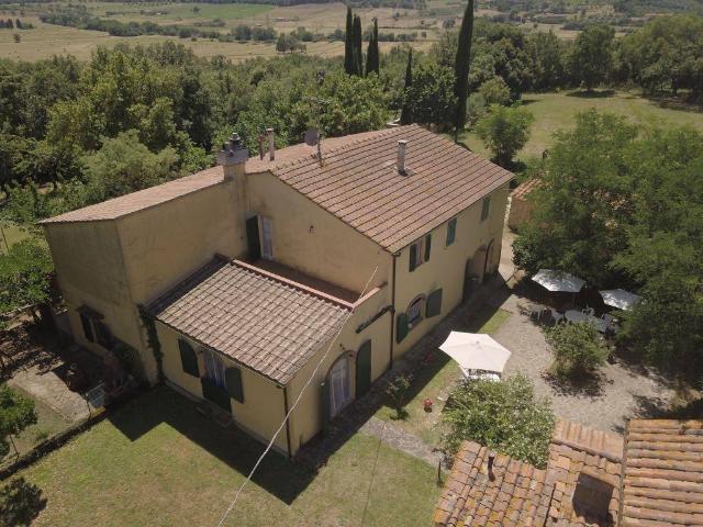 Rustico in vendita a Massa Marittima, Toscana