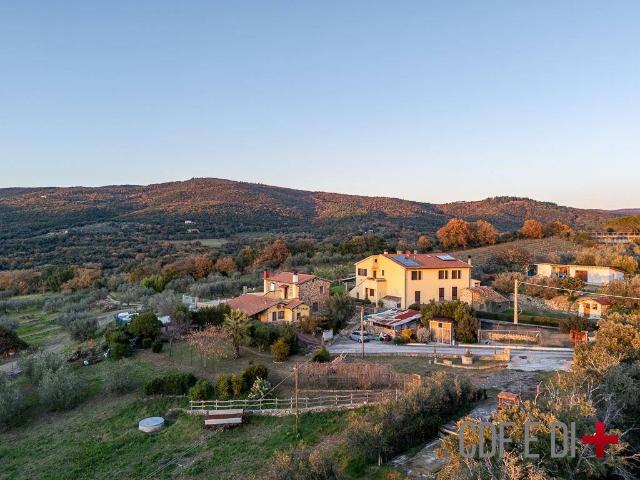 Rustico in vendita a Massa Marittima, Toscana
