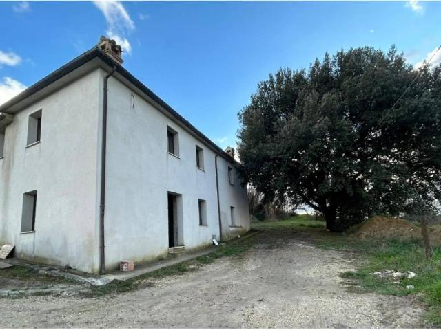 Rustico in vendita a Izzalini, Umbria
