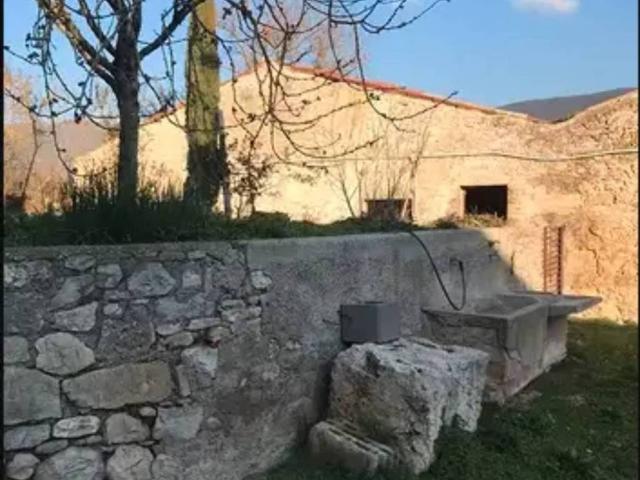 Rustico in vendita a Colpetrazzo, Umbria