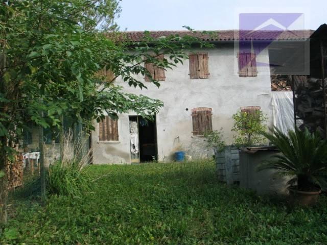Rustico in vendita a Massanzago, Veneto