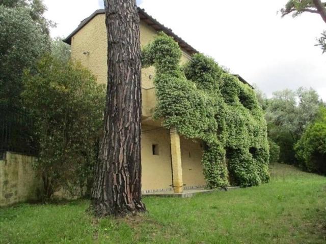 Rustico in vendita a Massarosa, Toscana