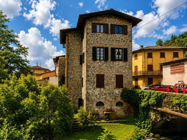 Rustico in vendita a Massarosa, Toscana