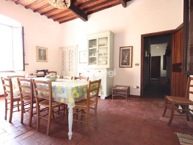 Rustico in vendita a Massarosa, Toscana