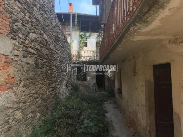 Rustico in vendita a Monte, Massino Visconti