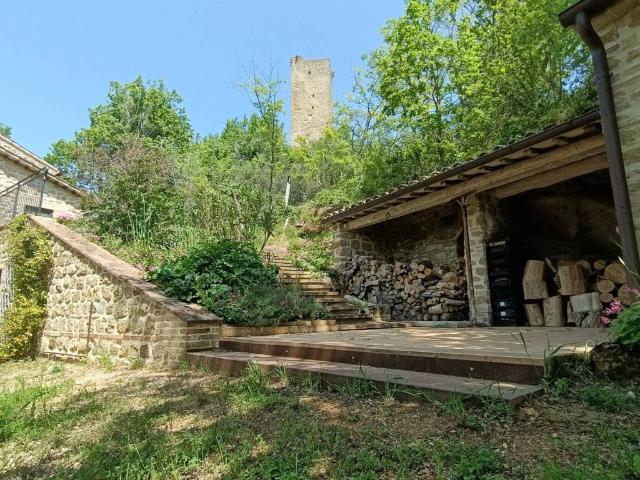 Rustico in vendita a Marche, Macerata