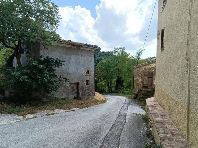 Rustico in vendita a Marche, Macerata