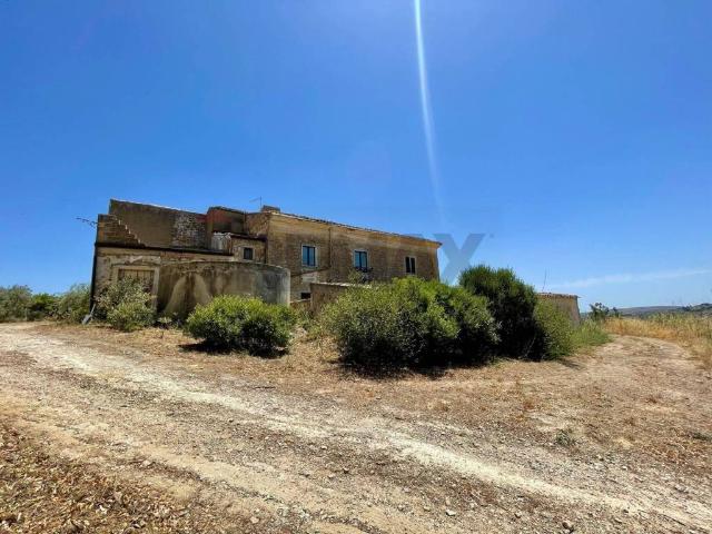 Rustico in vendita a Mazzarino, Sicilia
