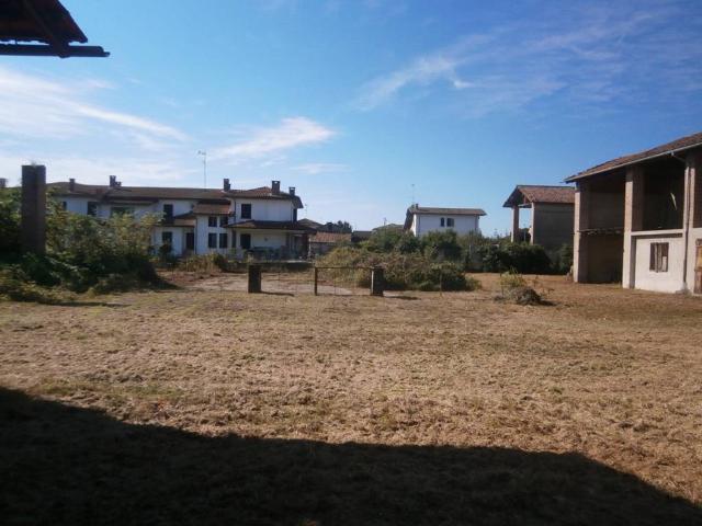Rustico in vendita a Mede, Lombardia