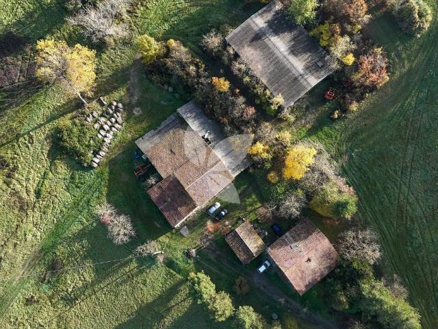 Rustico in vendita a Medesano, Varano Dei Marchesi