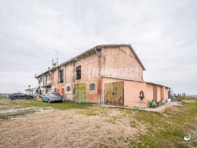 Rustico in vendita a Nuovo Circondario Imolese, Medicina