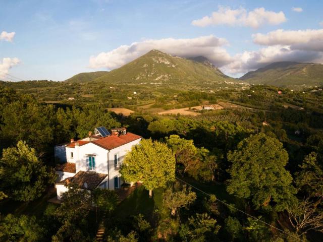 Rustico in vendita a Melizzano, Campania