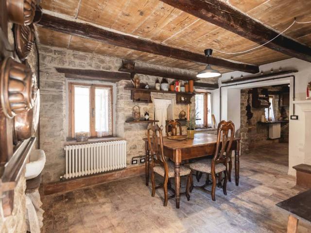 Rustico in vendita a Marche, Pesaro E Urbino