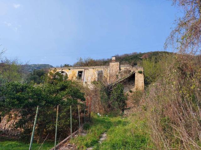 Rustico in vendita a Castel San Giorgio, Campania
