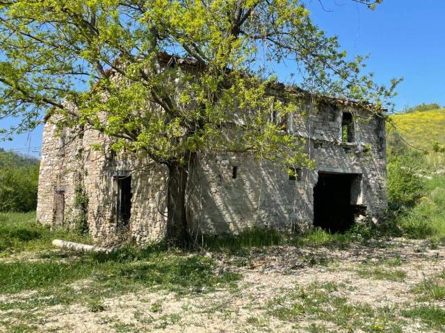 Rustico in vendita a Unione dei comuni Valle del Savio, Mercato Saraceno