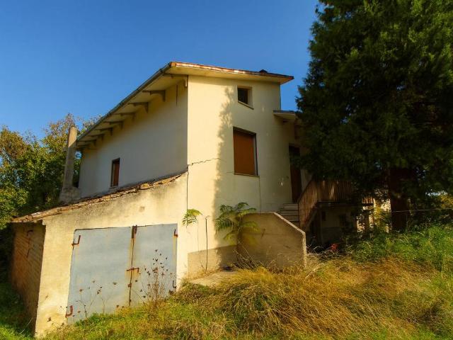 Rustico in vendita a Marche, Ancona
