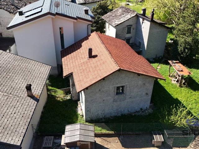Rustico in vendita a Comunità montana della Valchiavenna, Mese