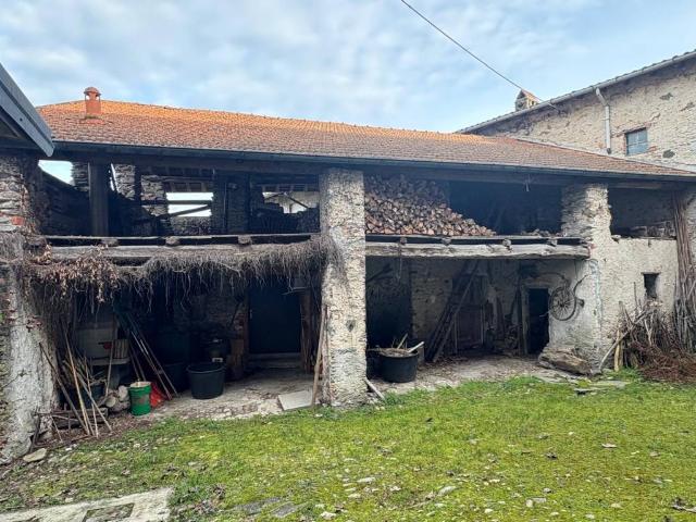 Rustico in vendita a Comunità Montana Valli del Verbano, Mesenzana