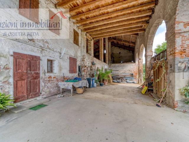 Rustico in vendita a Mestrino, Veneto