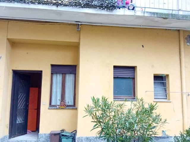 Rustico in vendita a Mezzago, Monza-brianza