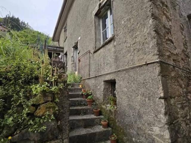 Rustico in vendita a Mezzanego, Liguria