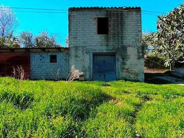 Rustico in vendita a Miglianico Di Chieti, Abruzzo