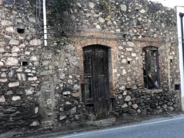 Rustico in vendita a Parco, Milazzo