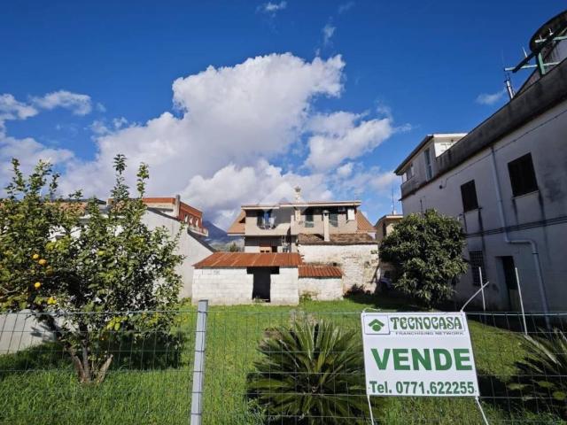 Rustico in vendita a Merola, Minturno