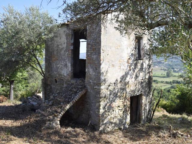 Rustico in vendita a Minturno, Lazio