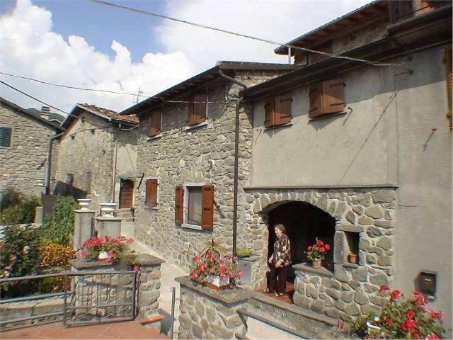 Rustico in vendita a Minucciano, Lucca