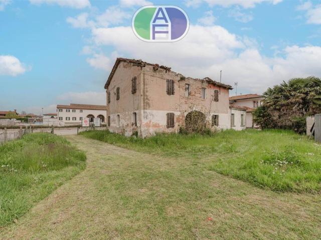 Rustico in vendita a Porto Menai, Gambarare
