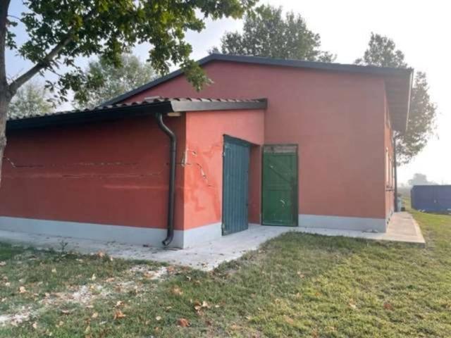 Rustico in vendita a Unione Comuni Modenesi Area Nord, Mirandola