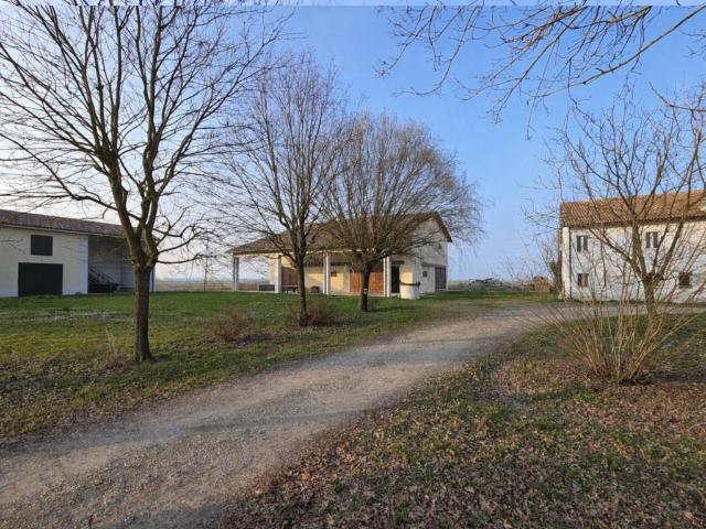 Rustico in vendita a Unione Comuni Modenesi Area Nord, Mirandola