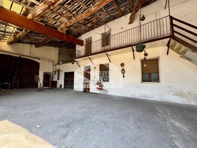 Rustico in vendita a Misano Gera D'adda, Lombardia