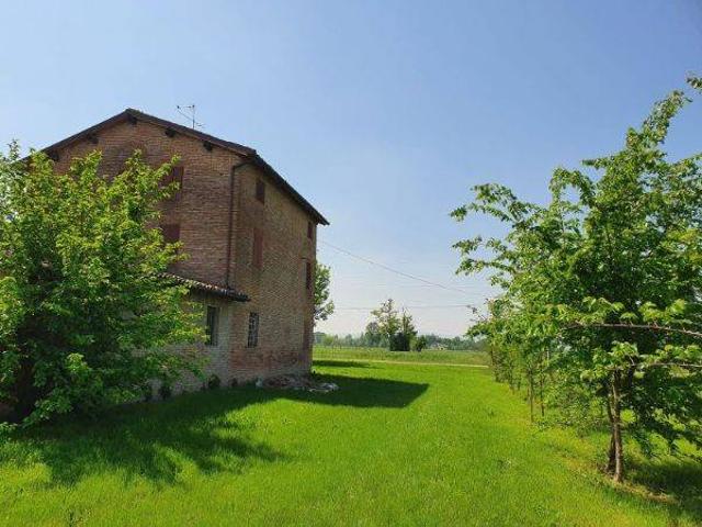 Rustico in vendita a Buon Pastore-Sant'Agnese-San Damaso, Modena