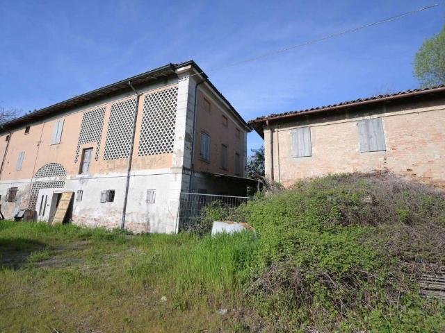 Rustico in vendita a San Faustino-Madonnina-Quattroville, Modena