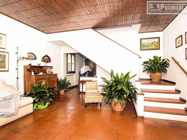 Rustico in vendita a Crocetta-San Lazzaro-Modena Est, Modena