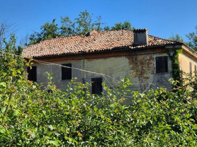 Rustico in vendita a Crocetta-San Lazzaro-Modena Est, Modena