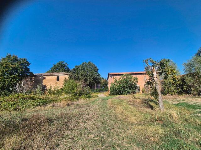 Rustico in vendita a Baggiovara, Modena