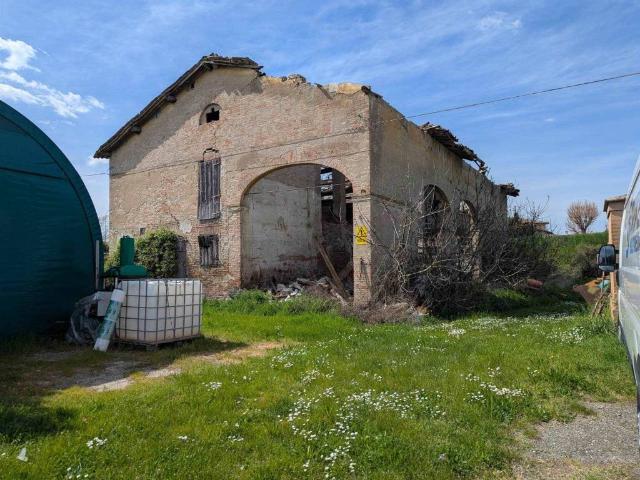 Rustico in vendita a San Faustino-Madonnina-Quattroville, Modena