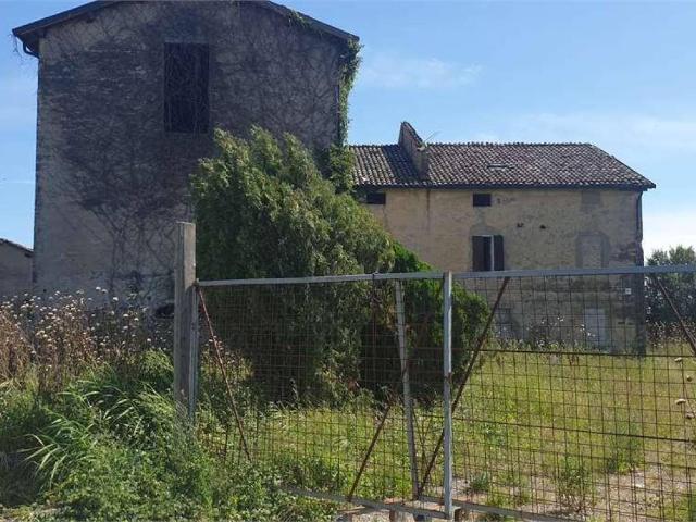Rustico in vendita a Cognento, Modena
