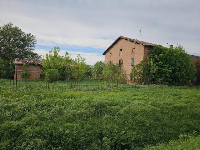 Rustico in vendita a Cognento, Modena