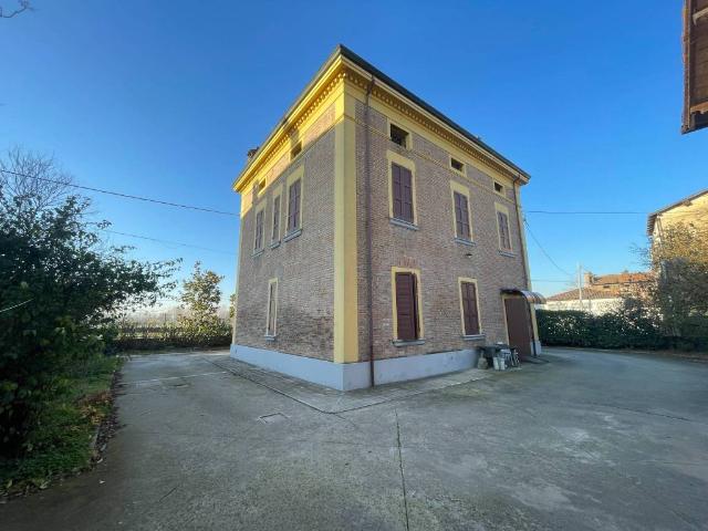 Rustico in vendita a Crocetta-San Lazzaro-Modena Est, Modena
