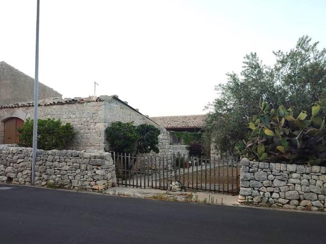 Rustico in vendita a Marina Di Modica, Sicilia